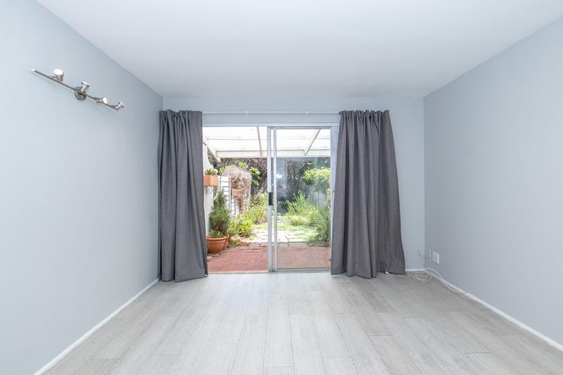 2 Bedroom Property for Sale in Plumstead Western Cape